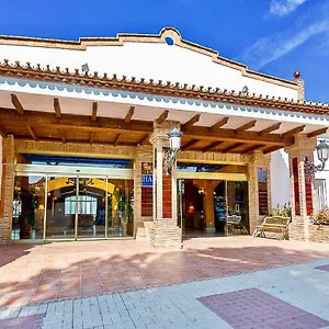 Pool & Whirlpool Sauna - Happy Marbella